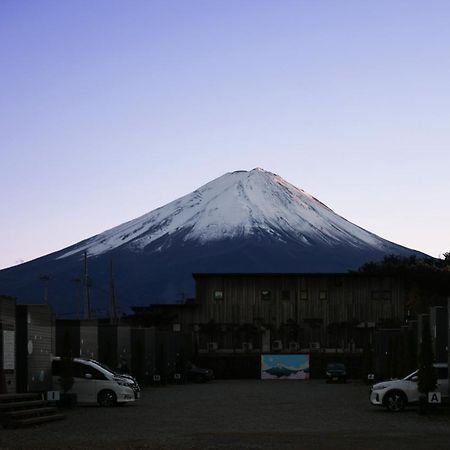 Mt Fuji Glamping Tourist Villa Kawaguchiko ฟูจิคาวากุจิโกะ ภายนอก รูปภาพ